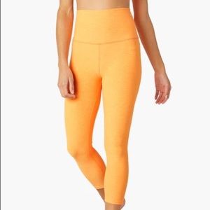 Beyond Yoga Spacedye Walk and Talk High Waisted Capri Legging
